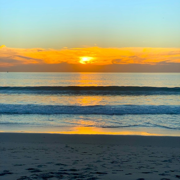 Meet your Posher, Loulou711 - Picture 1 of 1